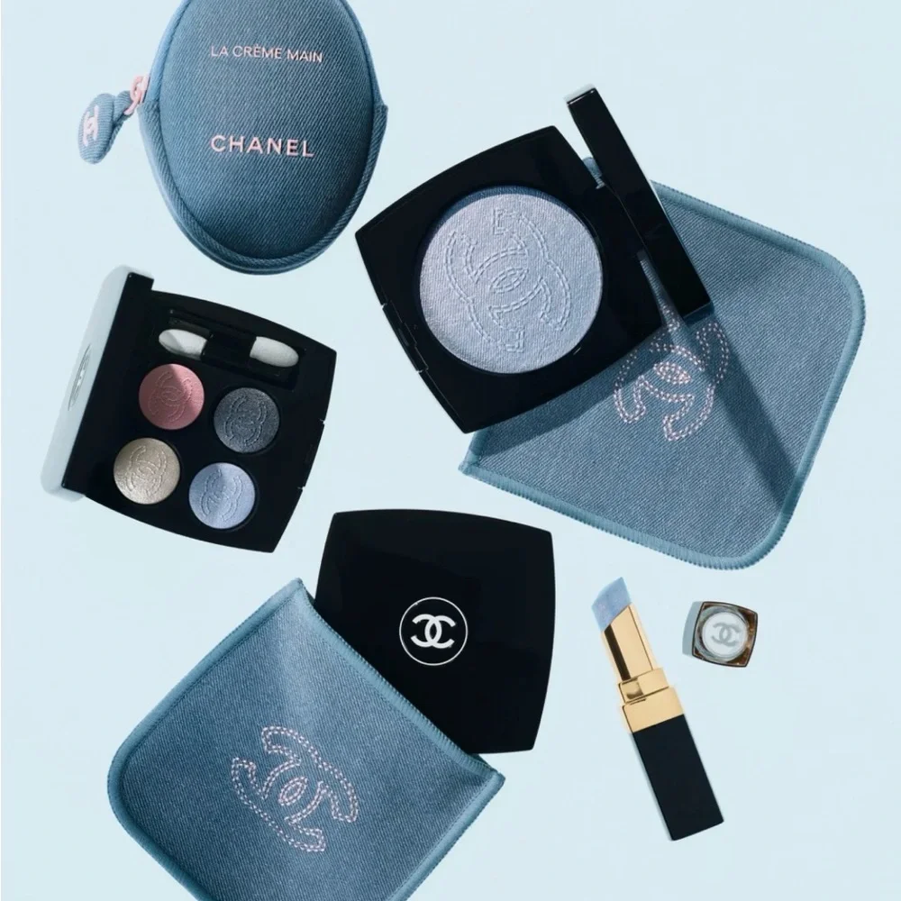 CHANEL Shimmering Blue Lipstick - Picture 4 of 7